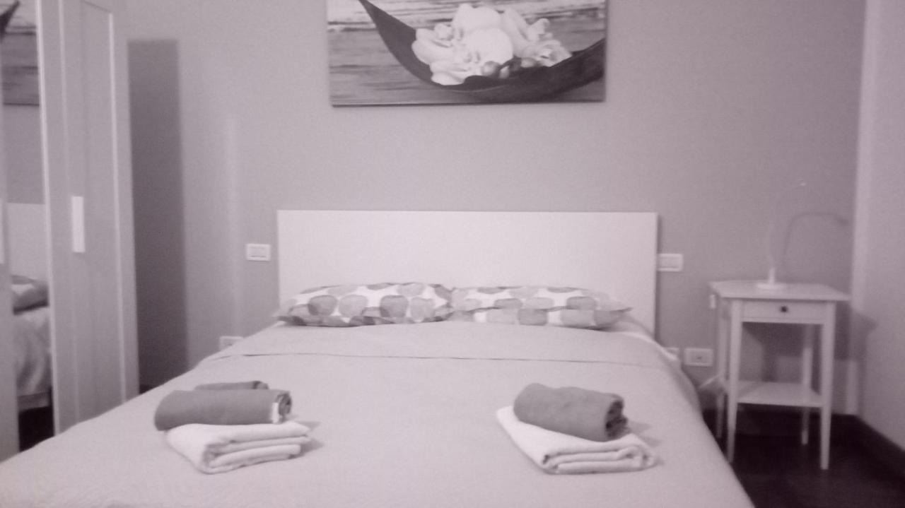Locami Holiday &Rooms Suite Cattedrale Palermo Esterno foto